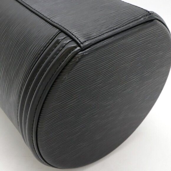 LOUIS VUITTON Black Leather Vanity Bag - Picture 4 of 10